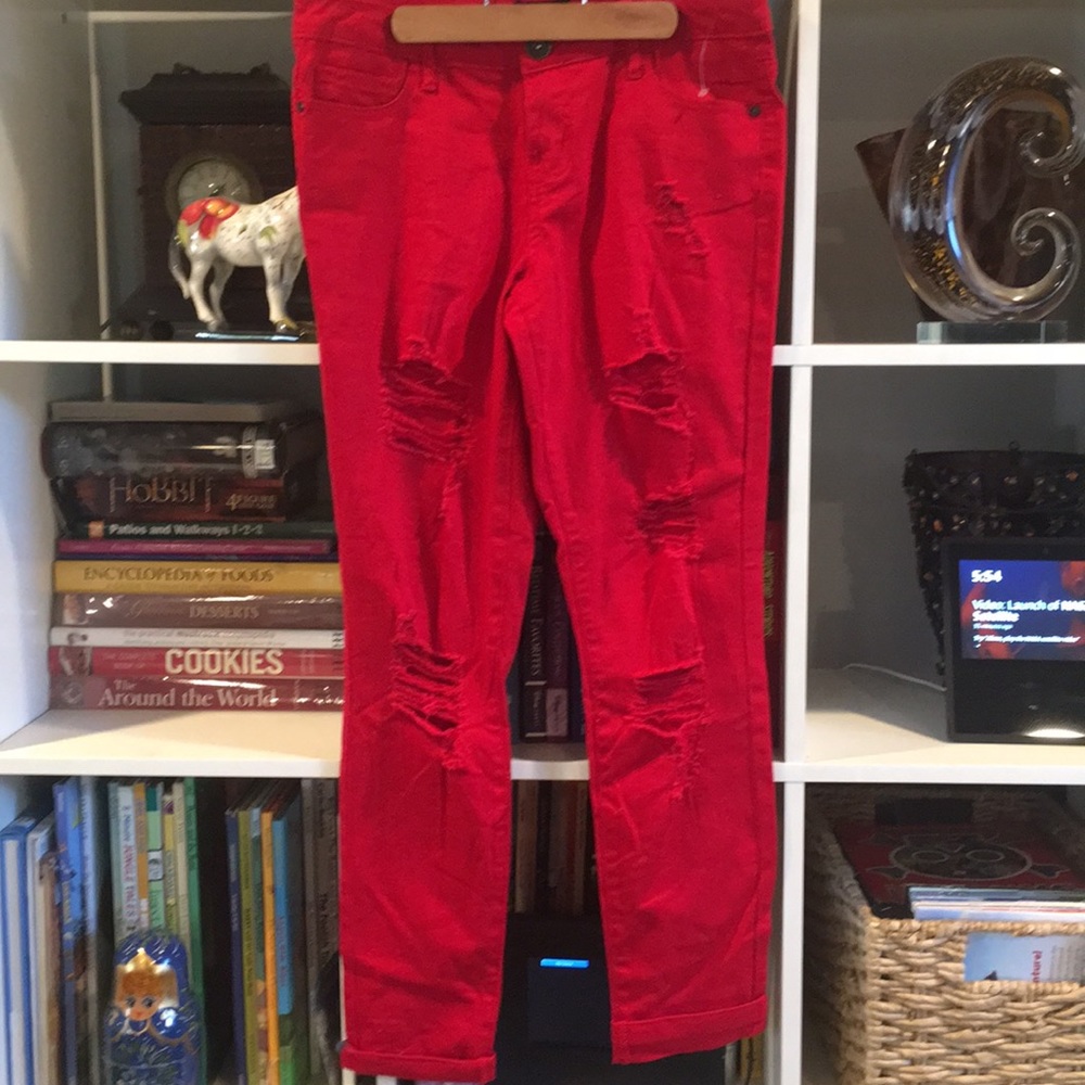 RIPPED BOYFRIEND JEANS by SILVER CRUSH